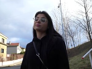 Vadia Pervertida Sexy Fodida Hardcore Em POV Em Lugar Público