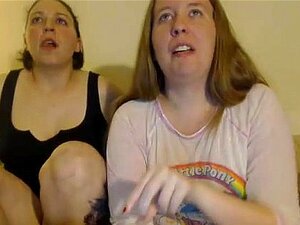 Wdzięczna Dziewczyna Z Dildo - Pełna W - Kamera Na żywo Za Darmo 9