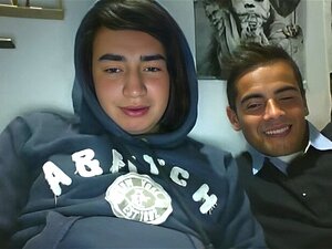 Стрејт момци стопала на веб камери #56