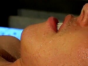 Fresh Boy Black Gay Porno Garage Piss Orgy For Justin