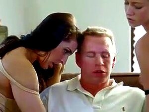 WifBrinHerFrHome. Brünette, Lange Haare, Blond, Kurze Haare, Großer Arsch, Nippel, Natürliche Titten, Blowjobs, Eier Lecken, Rasierte Muschi's, Von Der Muschi Zum Mund, Lecken, Fingern, Deep Throat, Cumshot, Facials, Cum In Den Mund,