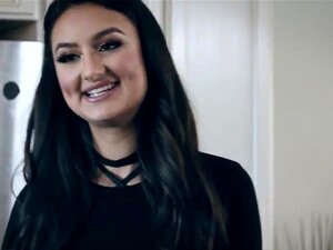 Hete Kantoormeisje Eliza Ibarra Confronteert Haar Jaloerse Collega Lucas Frost En Eindigde Met Neuken Met Zijn Ruige Vlezige Lul