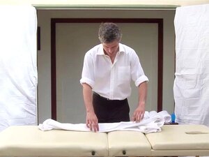 Schattig Massage Pornstar Allie Haze Gets Facial