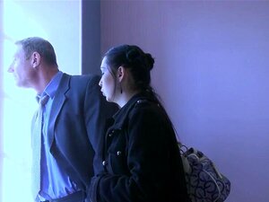 Angell Summers, Frans, Schatjes, Pijpen, Grote Kont, Anaal, Grote Lul, Oude Man, Lingerie, Hardcore, Grote Tieten, Makelaar Angell Summer Seksonderhandeling, Brunette, Spuitende Climax, Handjob