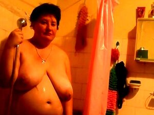 Fat Chick With Fuckable Huge Boobs In The Shower