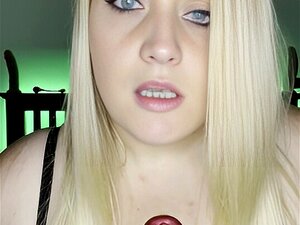 Милф (мама коју бих јебао) дебела девојка са великим сисама има брз секс Јои-Тиана Хармони