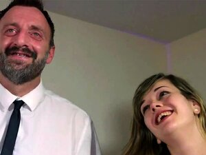 Јебана у уста, дебела сисата субица добија батине