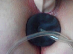 Min Uppblåsbara Buttplug Och Dildo I Mig