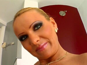 MILF Vinnie Wants Two Guys To Tear Her Up