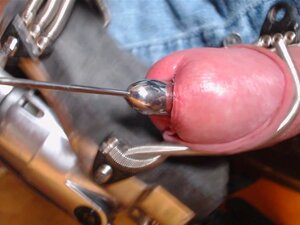 Sounding Pączka Róży (klasa 12) Z Wytryskiem W Cewkę Moczową