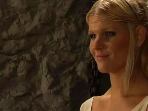 Napalona ślicznotka Lesbijka Orgia łaźnia Z Panią