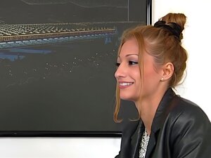 Slank Slank Roodharige Geneukt Hard En Facialized