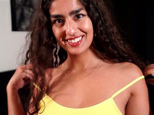 Amaterska Arapska Ljepotica Luna Silver Poprskana Spermom!