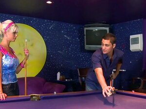 Der Whack Und Der Wichser, Diese Woche Haben Wir Eine Großartige Spaß-Episode Für Euch. Diesmal Haben Wir Eine Sexy Starlet Aus Großbritannien, Eigentlich London! Ihr Name Ist Delta White Und Sie Hat Einen Großartigen Britischen Rack! Delta Kam In Die USA