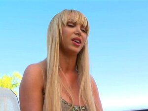 Niebiańska Blondynka Nikki Benz I Chłopak W Tym Wideo. Słodka Kochana Daje Mokrego Loda Przed Ostrym Analnym Wierceniem