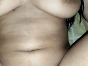 Јебем своју полусестру и свршавам у њу