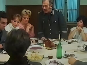 Ontdek De Verleidelijke Aantrekkingskracht Van Rijpe Dames In Een Vintage Genot. Deze Weelderige Schoonheden Storten Zich In Een Wilde Groepservaring En Verkennen Hun Ongetemde Verlangens Met Speeltjes. Bereid Je Voor Op Een Onvergetelijke Rit!