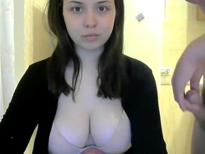 Sexy Cutie Bouncing Big Boobs On Webcam, Porn
