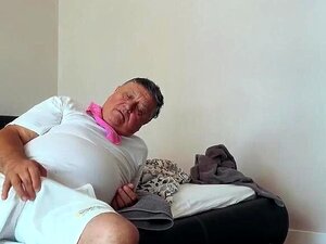 Δες Παππού, είσαι τόσο ανώμαλος! - Παππού, Μωρό, Ηλικιωμένο Πορνό Παπππού, είσαι πολύ ανώμαλος!