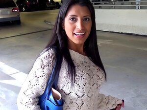 Sweetlooking Sötnos Med Frisk Kropp Har Sex Med En Het Kille