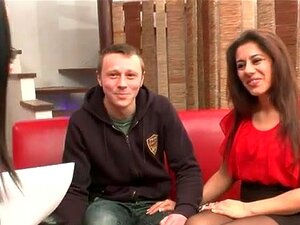 MILF Beurette Defoncee Sur Le Canap Porn