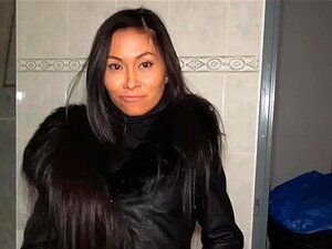 Hot Thai Beauty Fucked Hard In Horny Gas Station Toilet Fuck