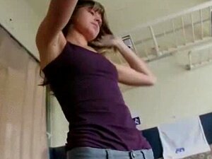 Tschechisches Mädchen Gina Gerson Hat Gefickt Und Bekam Eine Gesichtsbesamung Für Geld