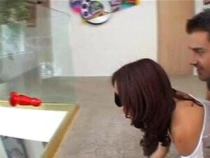 Vrij Vers Ding Wordt Gevuld En Gecremeerd