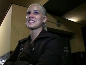 Luridowe Rozkosze Do Pieprzenia Dla Laski. Głębokie Rozkosze Do Pieprzenia Dla Oszałamiającej Laski W Seksownych Pończochach