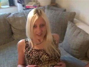 Mein Babysitter-Job - ECHT??? POV Cumshot