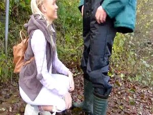 Vruća Plavuša Planinari S Punjenjem