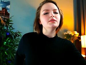 Obese Schoonheid Toont Haar Lichaam Met 100% Opwinding