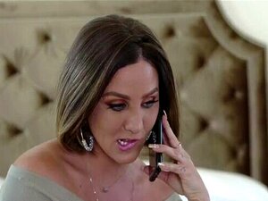 MILF Moeder Neukt De Bratty Stiefzoon -Betty Foxxx