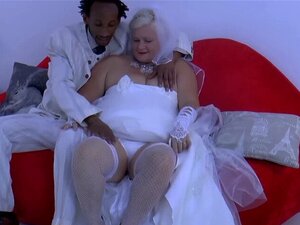 GILF Panna Młoda Przypieprzona Przez Pana Młodego Z BBC. GILF Panna Młoda Przypieprzona Przez BBC Pana Młodego