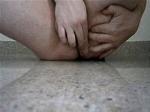 Offentlig Självknull Creampie-autofuck I Offentligheten