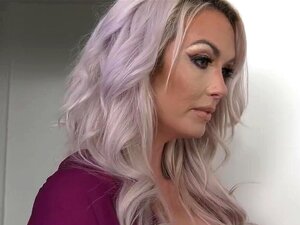 Borstige Goudharige Stiefmoeder Die Ik Graag Wil Neuken Krijgt De Harde Wang Die Deze Babe Nodig Heeft Van Haar Stiefzoon