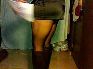 Satynowa Minispódniczka I Buty Na Obcasach