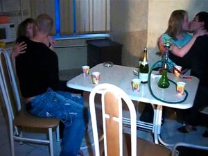 Follada Salvaje Para Una Perra Caliente