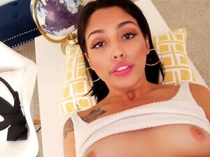 Vanessa Skys Cavalca Ikes Con Il Suo Grosso Cazzo Sopra
