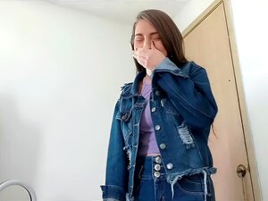 Dolazim U Kuću Mog Polubrata I Jebem Se Sa Svojom Rođakinjom Koja Je Na Zabavi