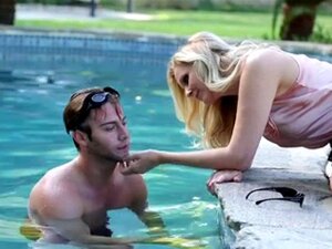 Моја омиљена порно звезда 01