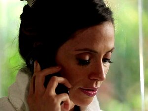 Fantasia De Noite De Núpcias Com Uma Milf Peituda E Linda. Essa Fantasia De Noite De Núncio Com Uma Milf Linda E Peituda A Deixa Com Tesão Para Sexo Novamente