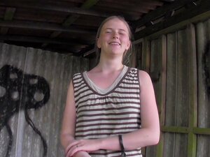 Amatörsötnos I Sexiga Underkläder Som Ger Privat Porr,