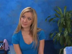 Het 18-årig Tjej Blir Hårt Knullad