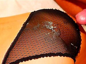 Οι γκόμενες παίρνουν σπέρμα στα ρούχα τους!