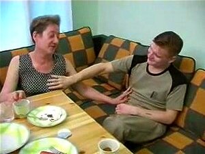 Ruska Baka I Dečko 102