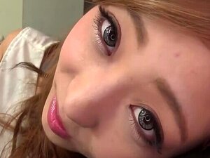 Geile Japanische Babe Nimmt Den Schwanz Seines Freundes In Die Hand Und Gibt Ihm Den R