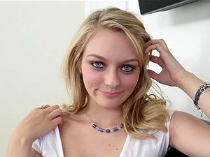 Natuurlijke Schattige Amateur Alli Rae Eerste Porno