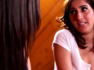 April O'Neil Wird Von Der Schlampigen Stiefmutter Erwischt