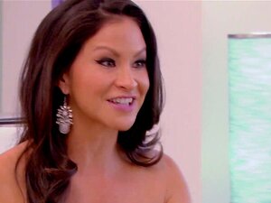 Amatöörisvingeriparit Aloittavat Uuden Swinger-haasteen Tosi-tv:n Swinger-talossa. Amatööriswingeriparit Aloittavat Uudet Swinger-haasteet Tosi-tv-sarjassa Swinger-talossa Kansallisessa TV:ssä Lataa Koko Kohtaukset Sivustoltamme